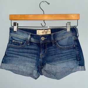 hollister dark wash short shorts
